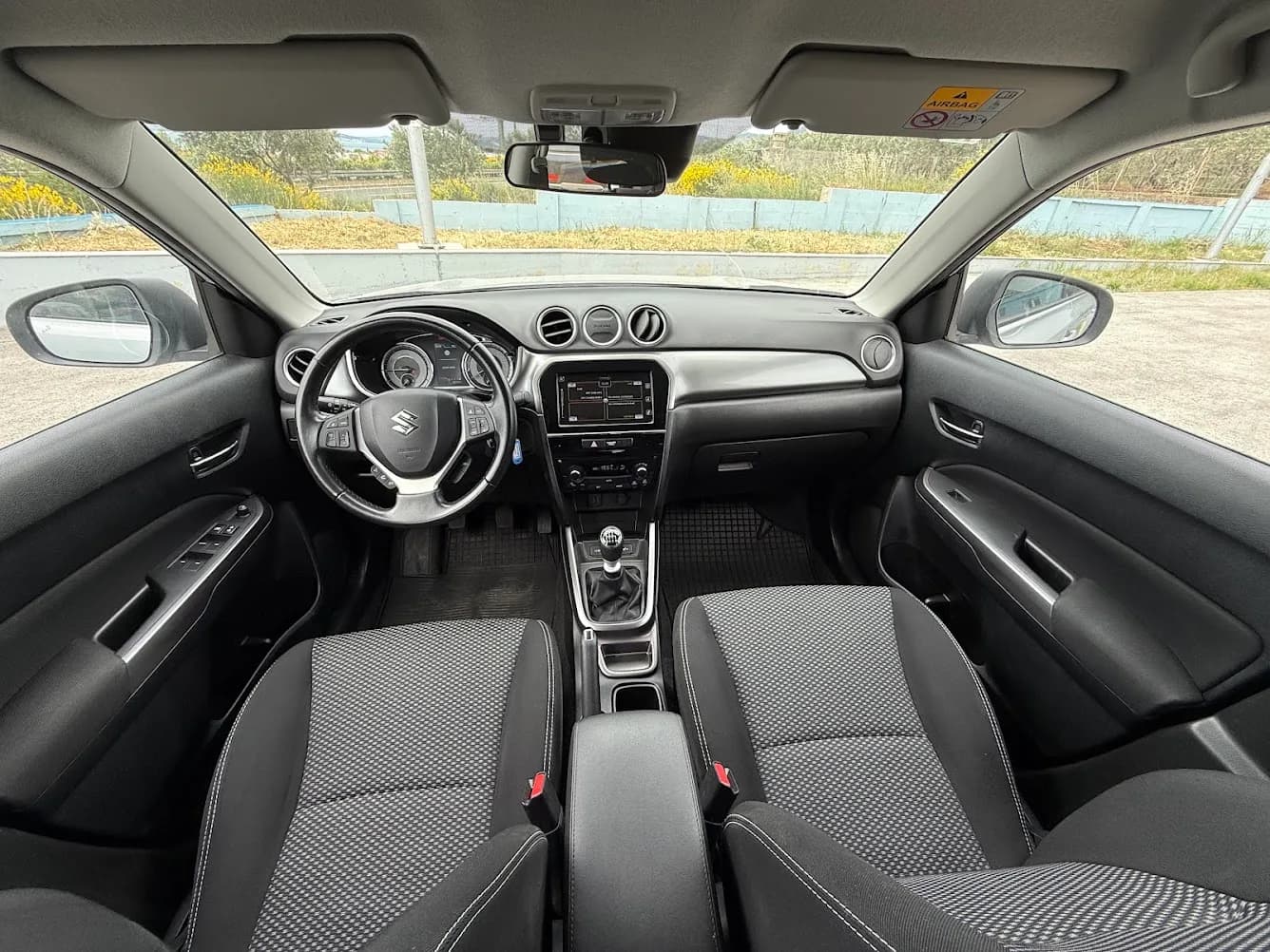 Suzuki Vitara rent a car Croatia 3